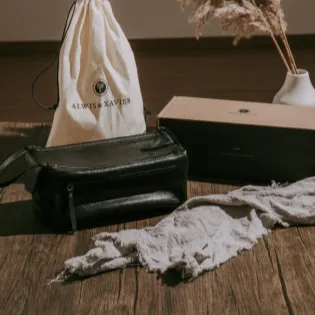 ALWIS & XAVIER Full Leather Bag Kit