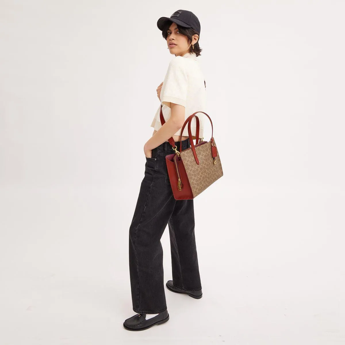 Carter Carryall In Signature Canvas