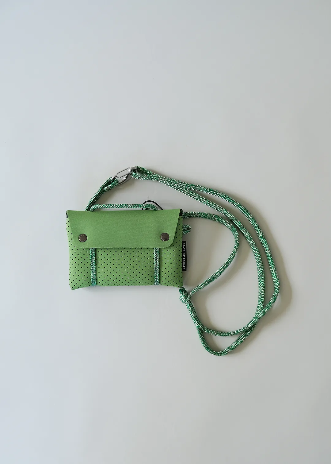 STATE OF ESCAPE  COMPASS BELT BAG